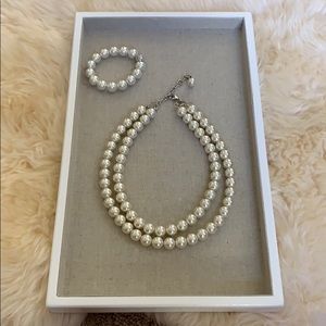 Faux Pearl necklace and bracelet set